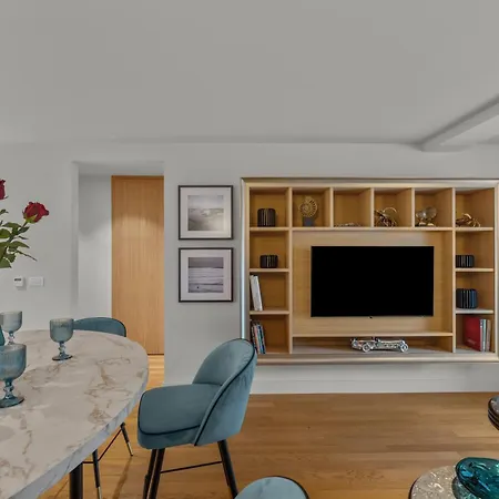 Apartman Town House *