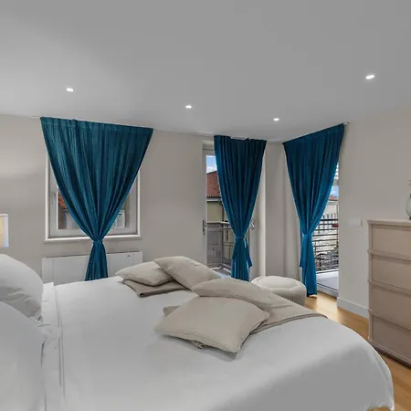 Apartman Town House *